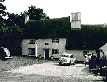 The Red Lion in 1960 [Z53/122/2]